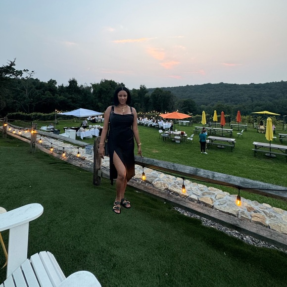 Meet your Posher, Hia - Picture 4 of 12